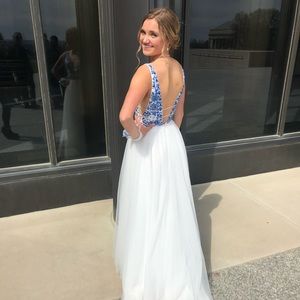 Gorgeous Sherri Hill prom dress